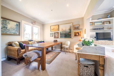 undefined, Victoria Road, Teddington, TW11