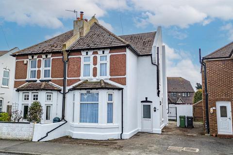 3 bedroom semi-detached house for sale, Bulverhythe Road, St. Leonards-On-Sea