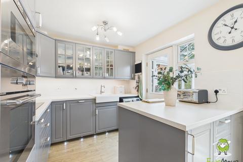 4 Campbell Road, Bramley, Tadley, RG26 5XG