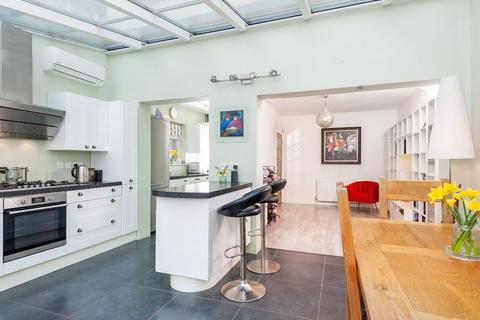 3 bedroom semi-detached house for sale, Heathside, Whitton, Hounslow