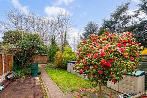 3 bedroom semi-detached house for sale, Heathside, Whitton, Hounslow