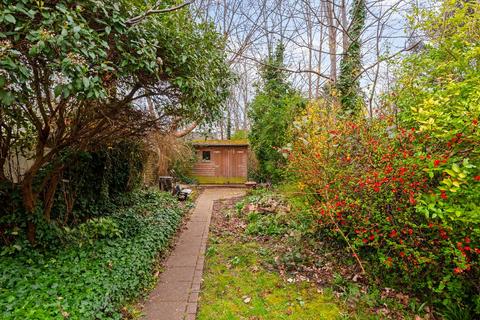 3 bedroom semi-detached house for sale, Heathside, Whitton, Hounslow