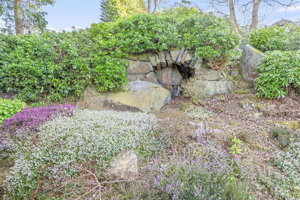 Garden 3.jpg