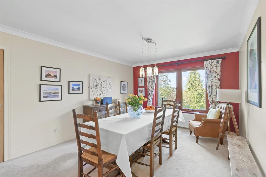 Dining Room.jpg
