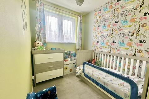 6 Blackfield Road, Bournemouth, BH8 0EZ