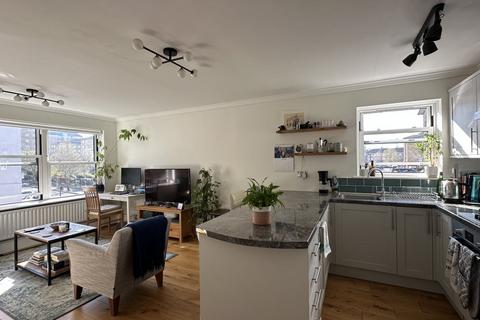 19 Thorne Road, London, SW8 2BZ