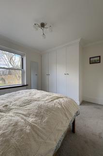 19 Thorne Road, London, SW8 2BZ