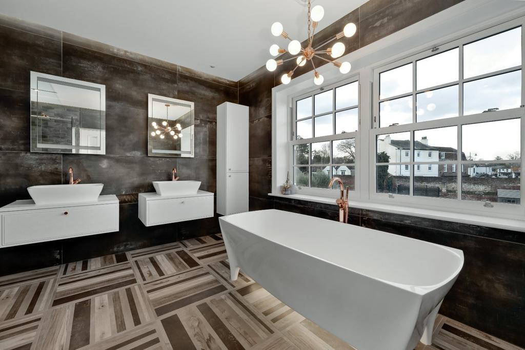 Prinicpal En Suite