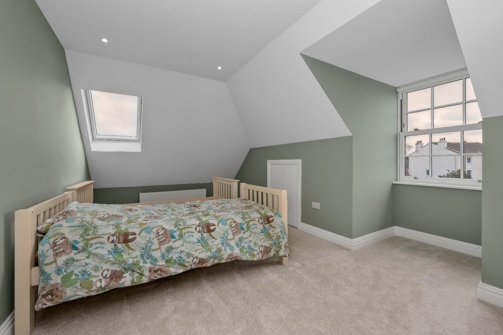 Bedroom Eight