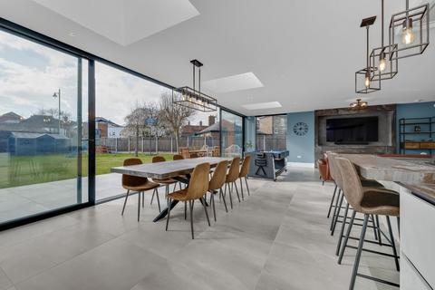 Clare House Fitzgerald Road, Thames Ditton, KT7 0TU