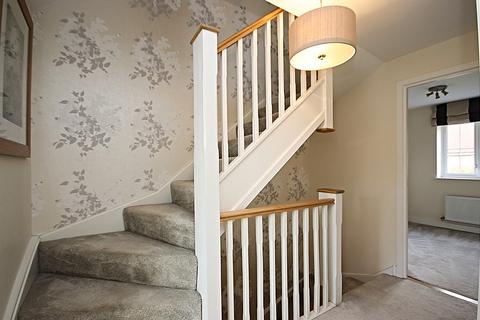 7 Ellis Road, Broadbridge Heath, Horsham, RH12 3GH