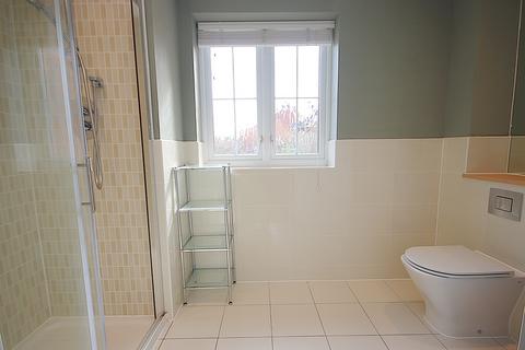 7 Ellis Road, Broadbridge Heath, Horsham, RH12 3GH