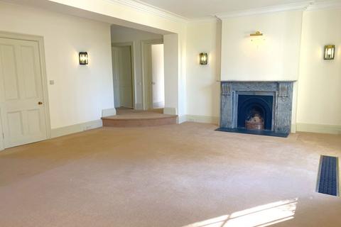 6 bedroom detached house to rent, CASTLE RISING Substantial 6 bed country residence fully renovated in secluded setting