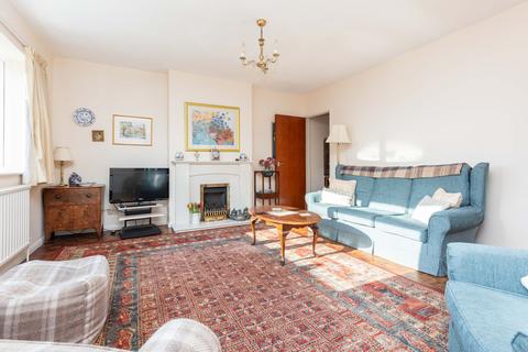 4 bedroom property for sale, Whitehill Road, Hitchin SG4