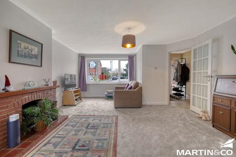 undefined, Kelvedon Close, Chelmsford