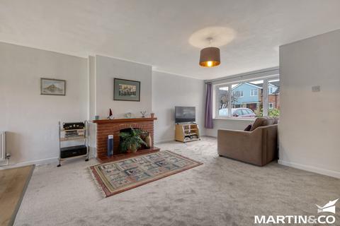 undefined, Kelvedon Close, Chelmsford