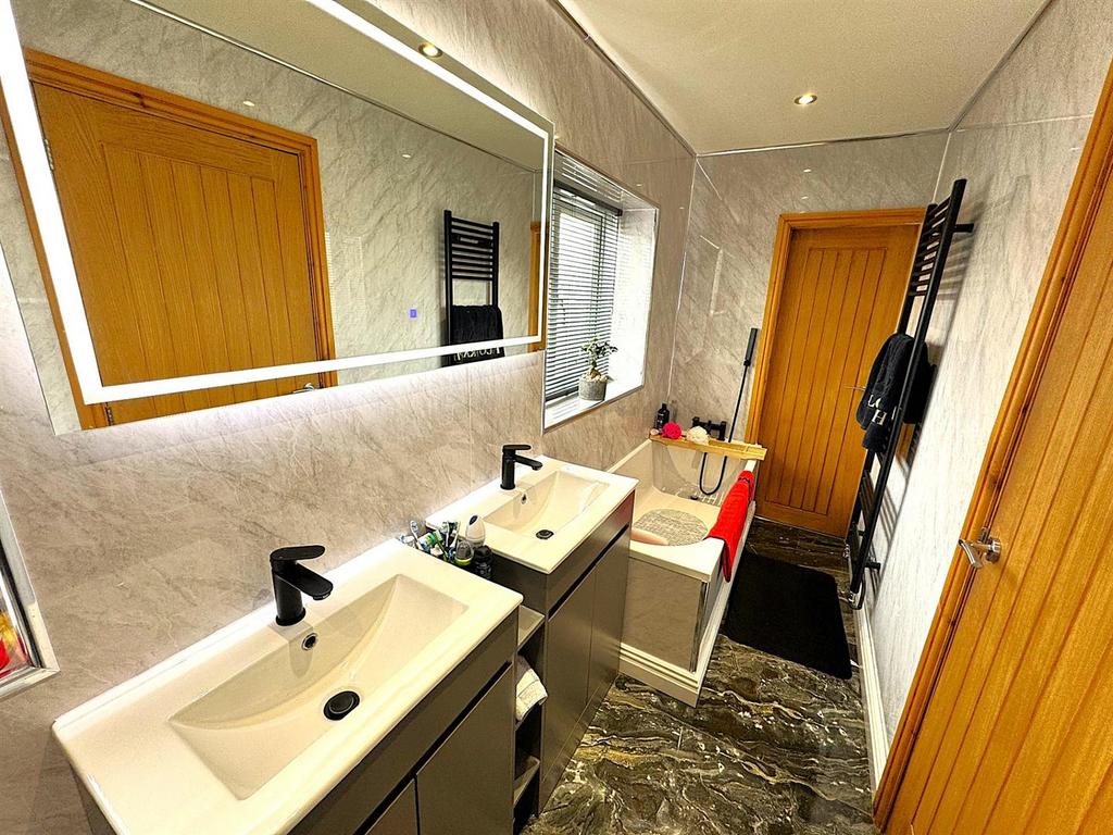 Thumbnail image2 (2).jpg