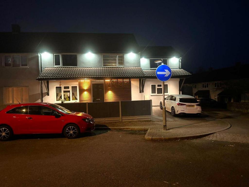 6.17.32 104397ca.jpg