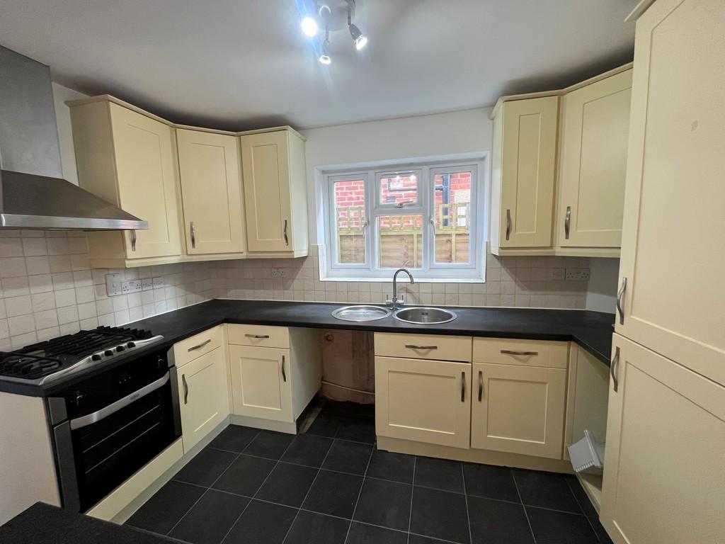 Kitchen 3