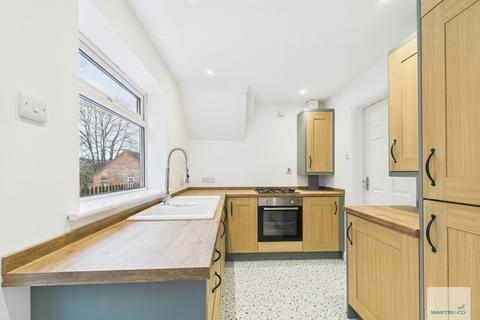 3 bedroom semi-detached house to rent, Pilkington Road, Mapperley
