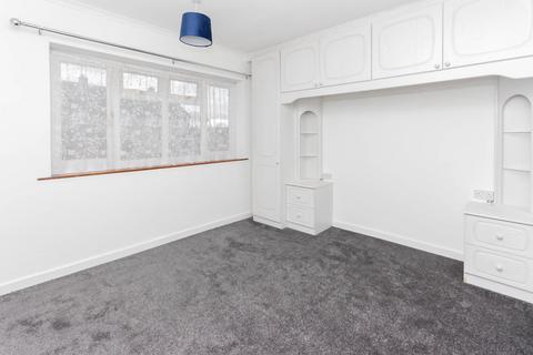 2 bedroom semi-detached bungalow for sale, The Headlands, Wellingborough NN8