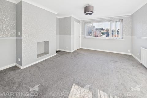 32 Headingley Road, Norton, Doncaster, DN6 9EN
