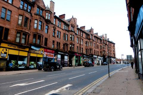 3 bedroom flat to rent, High Street, Glasgow G4
