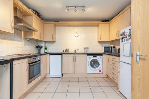 2 bedroom ground floor flat for sale, Gordon Woodward Way, Oxford