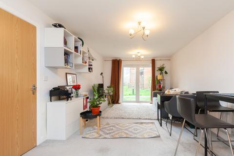 2 bedroom ground floor flat for sale, Gordon Woodward Way, Oxford
