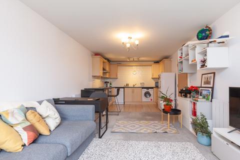 2 bedroom ground floor flat for sale, Gordon Woodward Way, Oxford