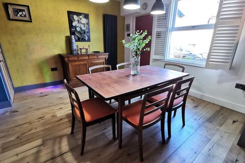 2 bedroom terraced house for sale, Staithe Road, Bungay