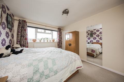29 Combe End, Crowborough, TN6 1NJ