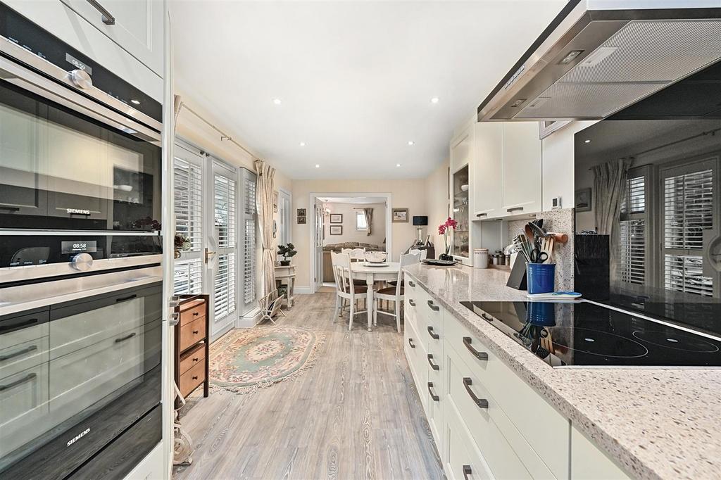 10 Jarretts Close TN31 (7)