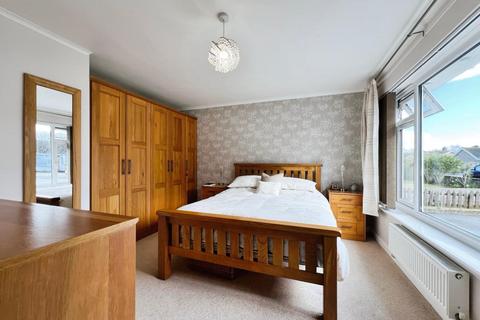 9 Beacon Way, Lympne, Hythe, CT21 4LJ