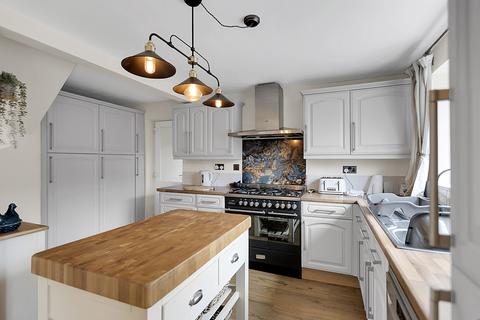 4 bedroom detached house for sale, Brynlow Drive, Middlewich,Cheshire