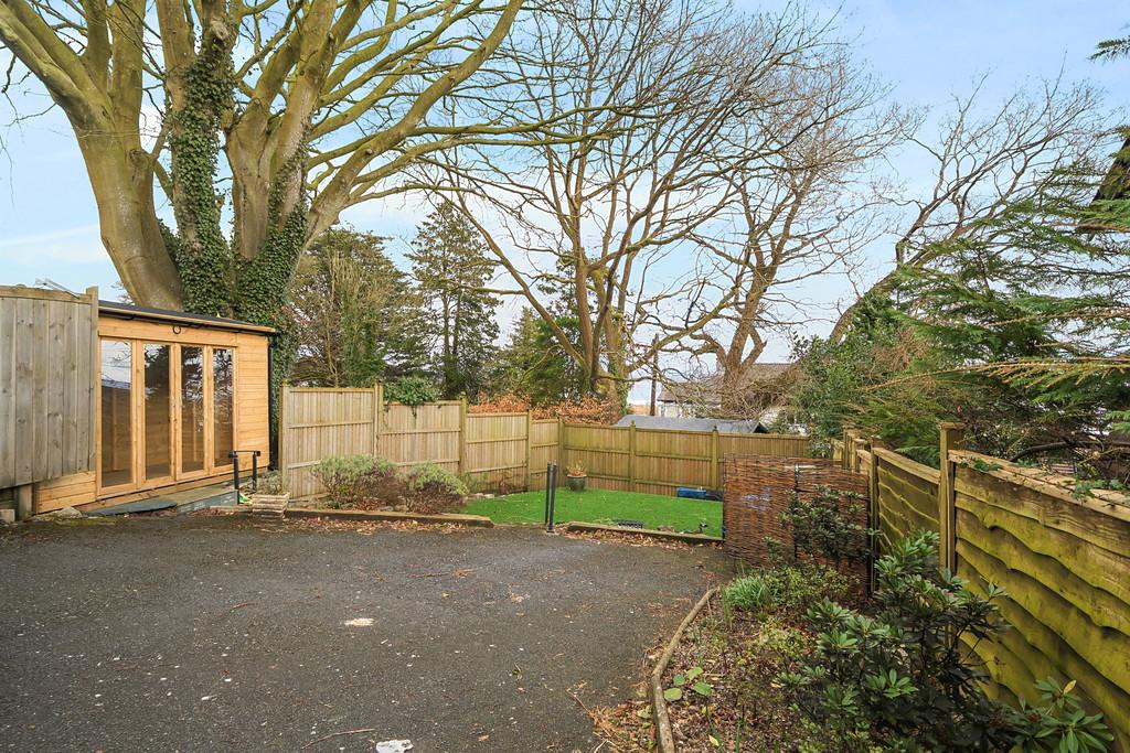 Parking, Garden and Summer House