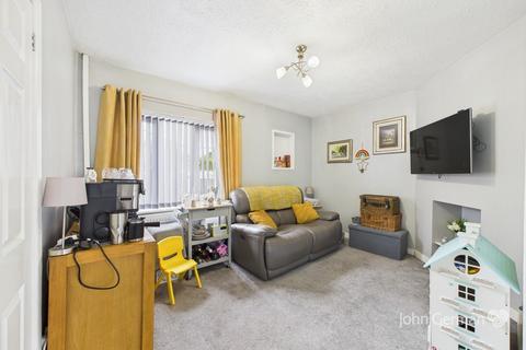 1 Pennycroft Road, Uttoxeter, ST14 7ER