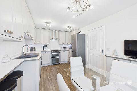 47 Walnut Walk, Lichfield, WS13 8FA