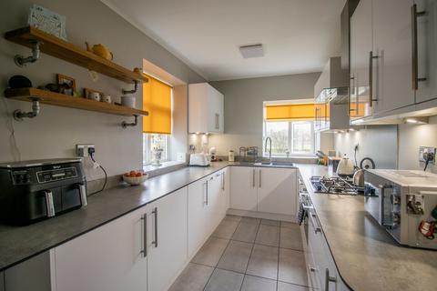 211 Brampton Road, Carlisle, CA3 9AX