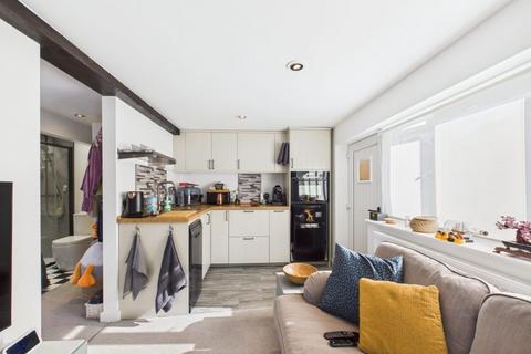 11 Eskdale Close, Sleights, Whitby, YO22 5EW