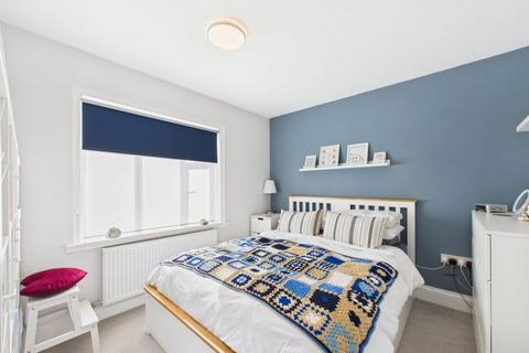 11 Eskdale Close, Sleights, Whitby, YO22 5EW