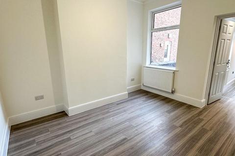 4 bedroom terraced house for sale, Booth Avenue, Fallowfield
