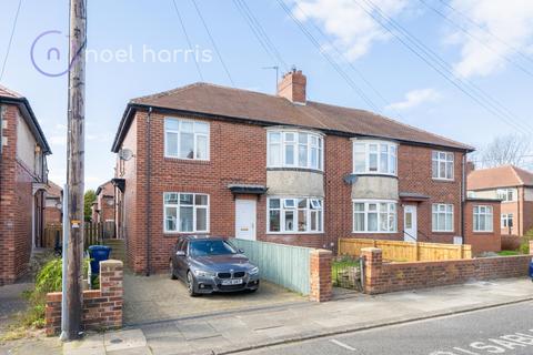 2 bedroom flat for sale, Guelder Road, High Heaton, NE7