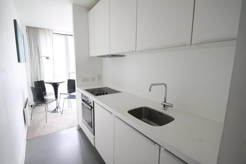 Studio to rent, Rotunda, Birmingham B2