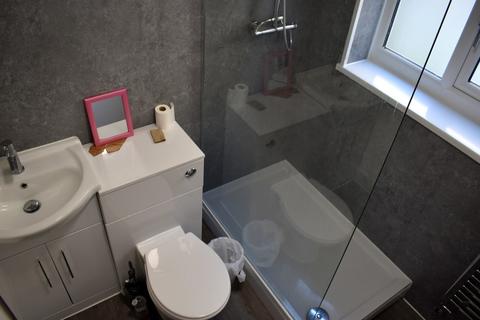 4 bedroom terraced house for sale, Wakefield Road, Stalybridge