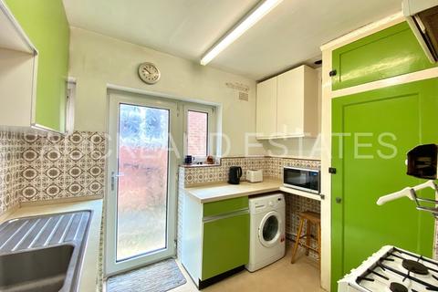 3 bedroom semi-detached house for sale, Oulton Crescent, Potters Bar EN6