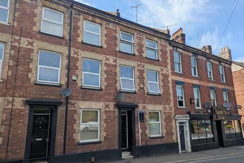 5 bedroom terraced house for sale