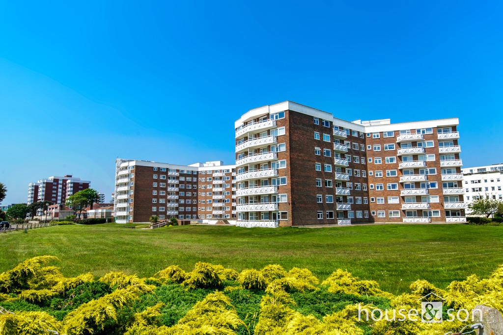Elizabeth court