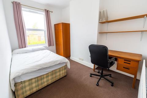 undefined, BPC00718 Downend Road, Fishponds, Bristol, BS16
