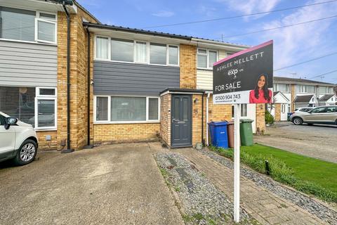 25 Brampton Close, Corringham, Stanford-le-hope, SS17 7NS